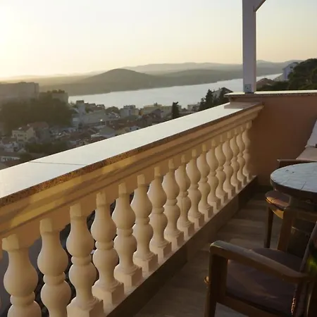 Apartment Barone Sibenik - City View & Free Parking Exterior photo