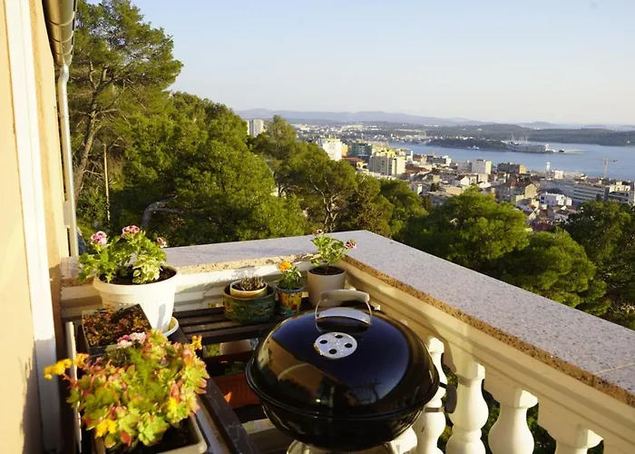 Apartment Barone Sibenik - City View & Free Parking
